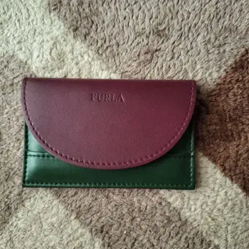 새상품급 FURLA 천연 가죽 명함지갑 보르도 그린