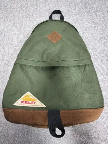 KELTY 올리브 그린 백팩