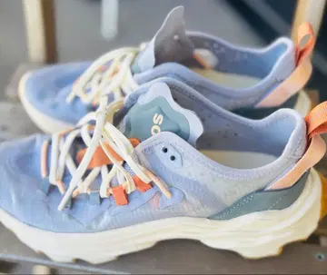 [새상품] SOREL 라이트 퍼플 스니커즈 38사이즈