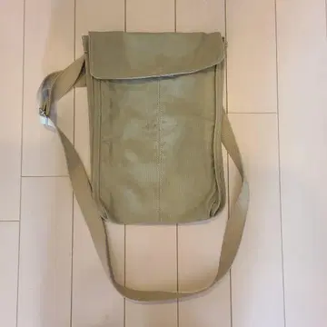 LES VIS a BOIS 숄더백 카키