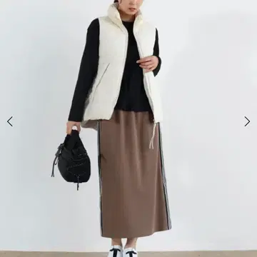 [ 새상품급 ] MEDOC 니트 콤비 베스트 야마다야