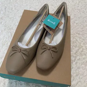 [새상품] AureZ(아큐어즈) 펌프스 25.0cm 베이지