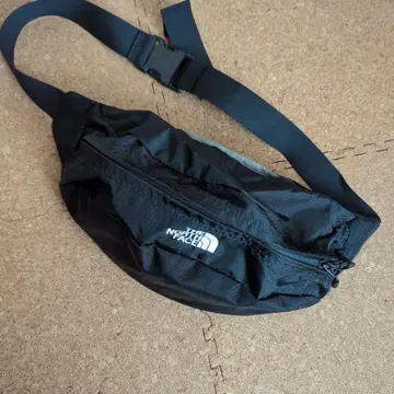 THE NORTH FACE 바디백 블랙