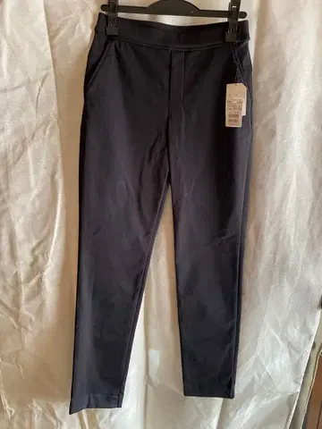 YORT 블랙 슬랙스