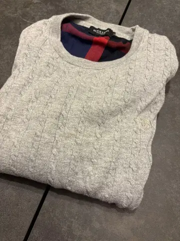 BLACK LABEL CRESTBRIDGE 그레이 케이블 니트 스웨터