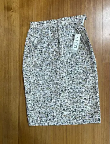 VINVERT 꽃무늬 스커트