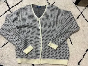 페니스 니트 가디건 S 사이즈