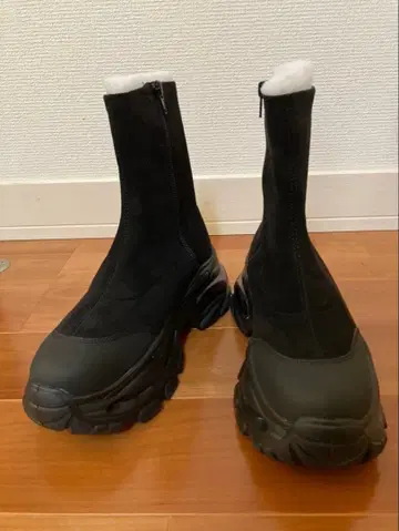 지나시스 스트레치 클리어 스니커즈 부츠