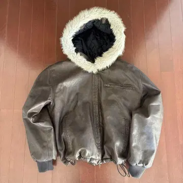 브라운 가죽 자켓 퍼 후드 포함