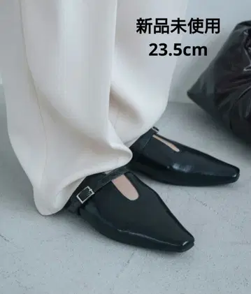 한정 가격 미사용 새상품 EVOL 소프트 스퀘어 U컷 벨트 플랫 펌프스