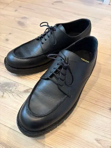 시착만 한 상품 KLEMAN 블랙 가죽 신발 28cm