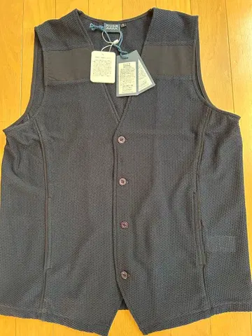 MUTA 네이비 V넥 베스트 6 미사용 새상품