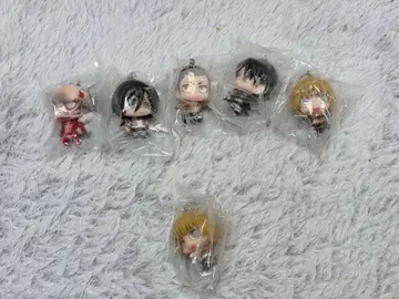 진격의 거인 치비 캐릭터 마스코트 키링 풀컴프+1