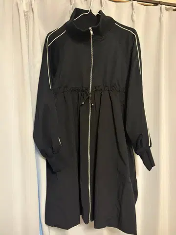 트랙 도킹 벌룬 원피스