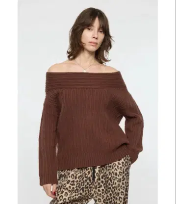 moussy OVER RIB 오프숄더