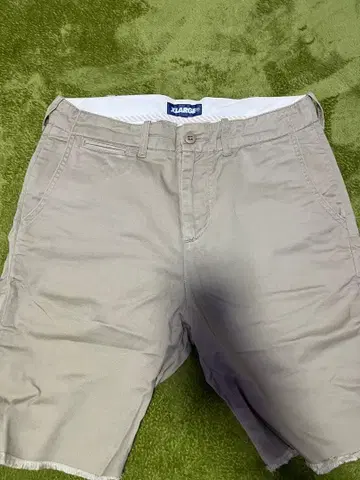 X-LARGE 베이지 숏팬츠 L