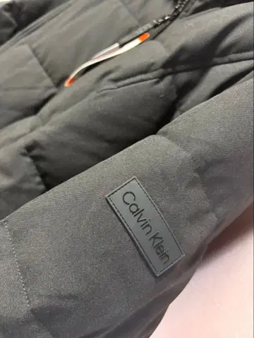 Calvin Klein 다운 코트 블랙
