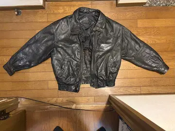 블랙 가죽 봄버 자켓 M 사이즈 천연 가죽