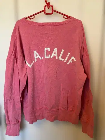 베이크루즈 HOLIDAYS COMFORT L.A. CALIF 맨투맨