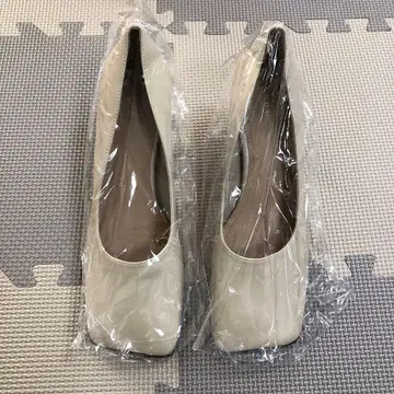 RANDA 펌프스 (아이보리)