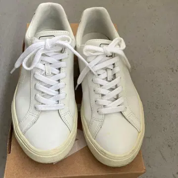 VEJA 베자 스니커즈 37 화이트 extra White