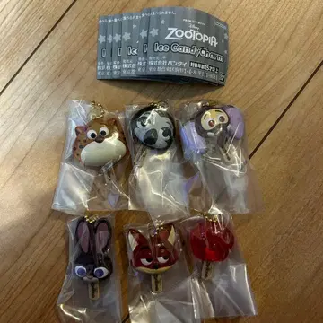 주토피아 아이스 캔디 참 컴프