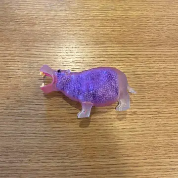 컬러풀 하마 피규어