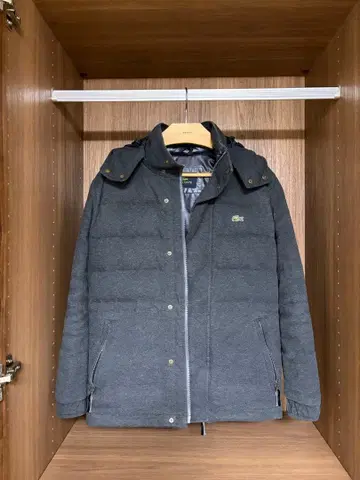 라코스테 다운 자켓 후드 부착 그레이