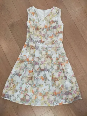 Dear Princess 원피스 꽃무늬 슬리브리스 무릎 기장