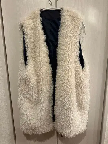 IENA 컬리 퍼 베스트