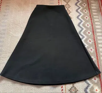 안피로 온워드 블랙 플레어 스커트 S 새상품급