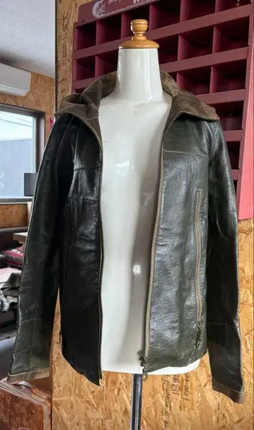 B B Gossip 양가죽 가죽 자켓 후디