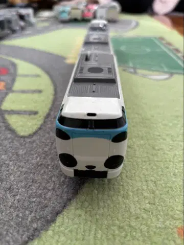 프라레일 팬더 쿠로시오