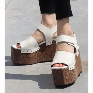 탱크 볼륨 웨지 힐 화이트 M