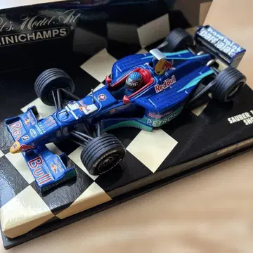 MINICHAMPS Sauber C22 레드불 1/43