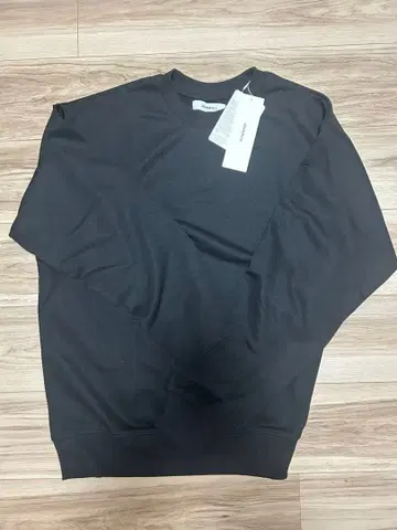 [새상품] JOHNBULL 블랙 맨투맨 (LL)