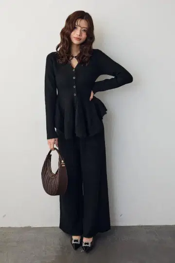 블랙 니트 페플럼 팬츠 셋업