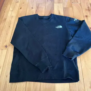 THE NORTH FACE 블랙 맨투맨