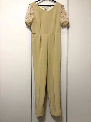 [새상품급] JENNE 제뉴 도트 튤 올인원 베이지