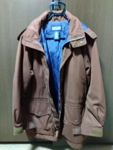 Lands' End 마운틴 파카 안쪽 퀼팅