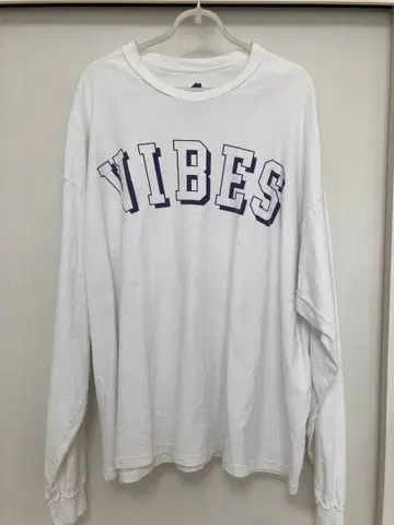 이즈네스 isness VIBES LS T 롱티 인사이드 아웃