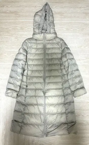 유니클로 울트라 라이트 다운 롱 코트