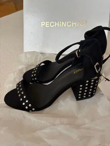 PECHINCHAR 스터드 장식 힐 샌들 사이즈 37