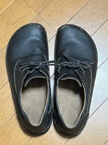 빌켄스톡 블랙 컬러 빌켄