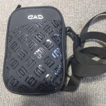 DAD 블랙 숄더백