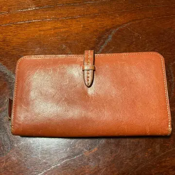 Dakota 브라운 장지갑