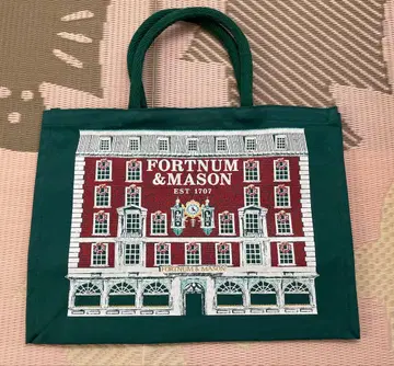 FORTNUM & MASON 토트백 2025년 크리스마스 한정판 대