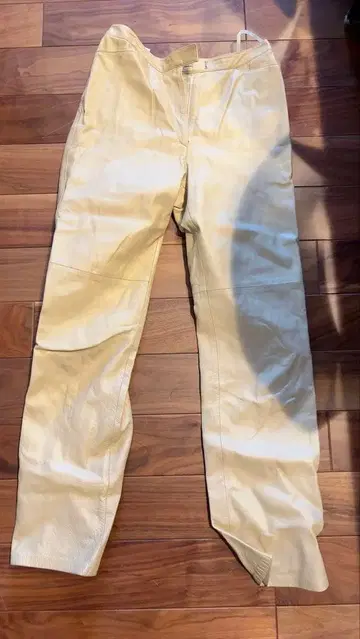 LE PANIER 베이지 사이즈 7 가죽 팬츠