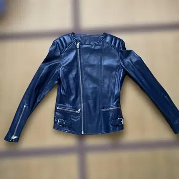 SHINE BLOSSOM 블랙 가죽 라이더 자켓