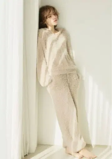 스나이델 홈 룸웨어 상하의 세트 샤기 니트